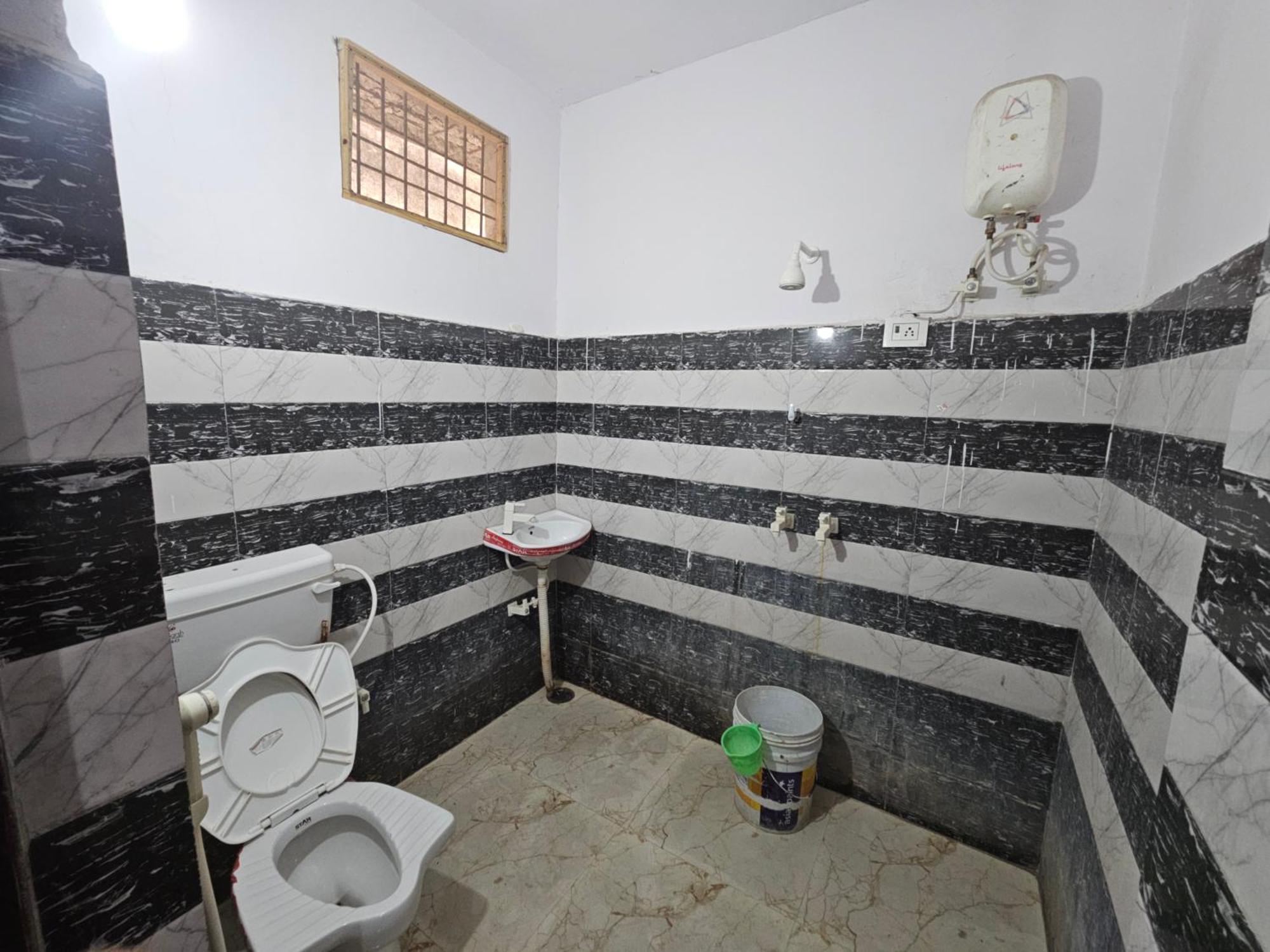 Subhadra Guest House Mathura Bilik gambar