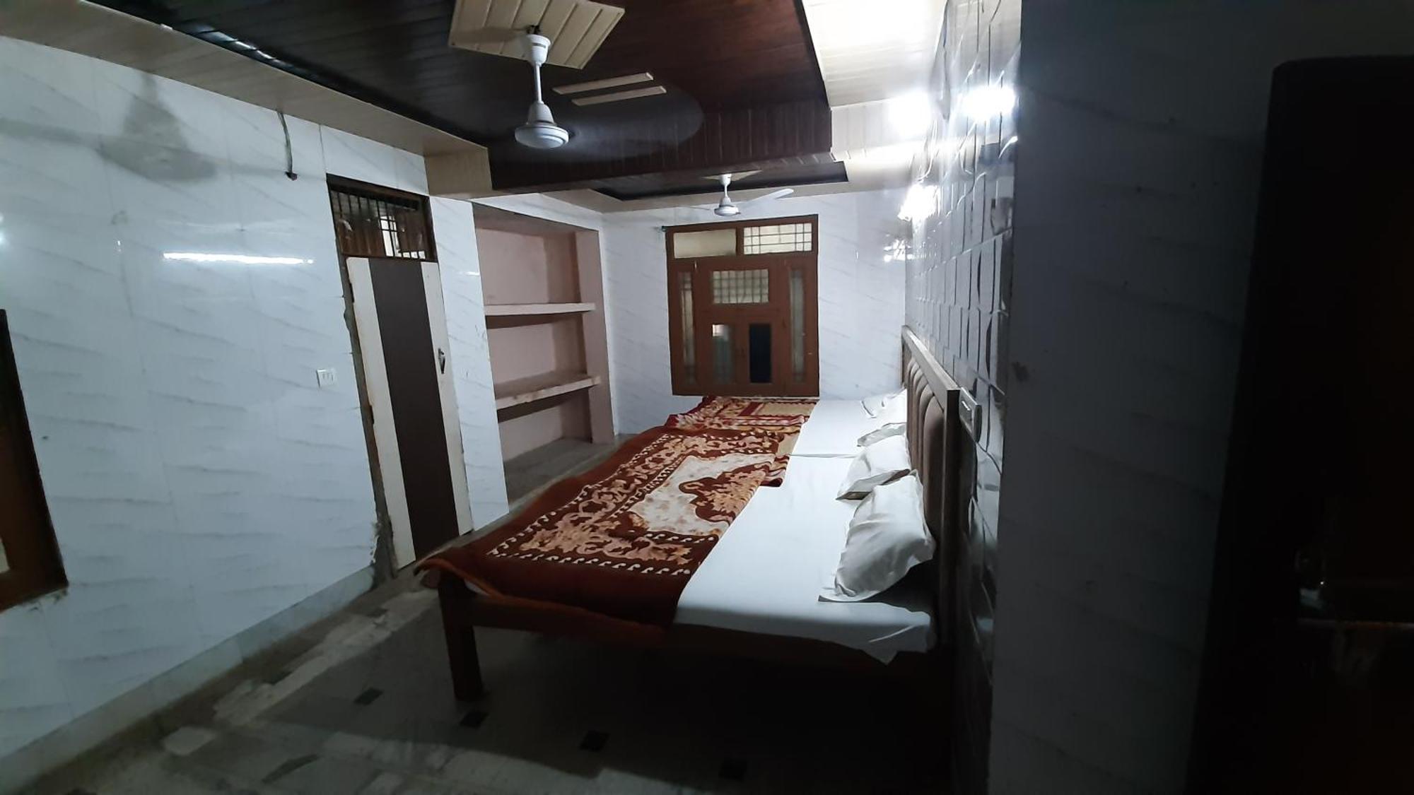 Subhadra Guest House Mathura Luaran gambar